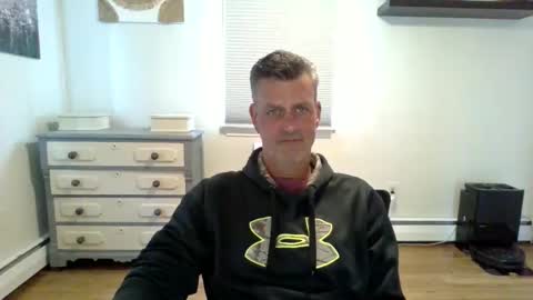 gudguy2025 online show from April 20, 6:10 pm