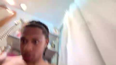 guimaraesconfigurar online show from July 11, 8:22 pm