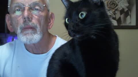 Snapshot of gulfcoast1952 chatting on January 2, 9:28 pm Roy online show from January 2, 9:28 pm