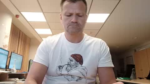 guschidick online show from November 6, 11:41 pm