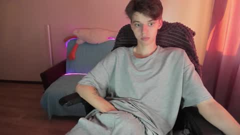 guy_liam1 online show from October 1, 3:16 pm