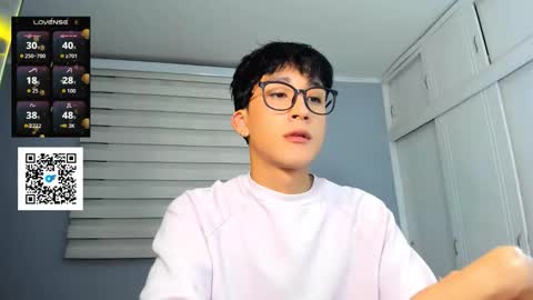 Snapshot of guy_veryhot1 chatting on September 15, 2:25 am onlyfans kevin garcia s online show from September 15, 2:25 am