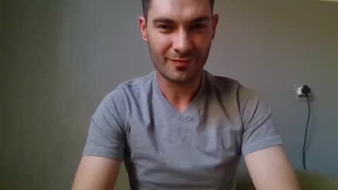 Guy Hardon online show from December 13, 3:11 pm