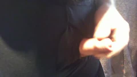 Snapshot of guypillard chatting on December 4, 2:59 pm guypillard online show from December 4, 2:59 pm