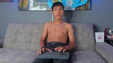 Carl Milton online show from November 14, 1:20 am