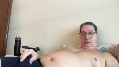 gwashere4u online show from December 24, 4:08 pm