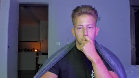 Oliver online show from December 18, 12:06 am