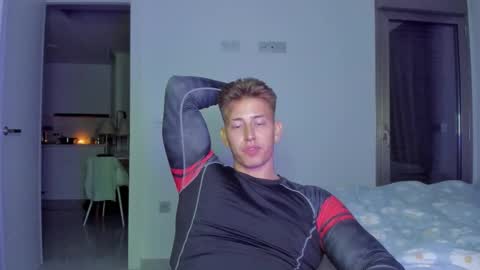 Oliver online show from December 15, 11:46 pm