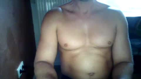 Snapshot of gymxxx_ chatting on January 19, 11:56 am gymxxx_ online show from January 19, 11:56 am