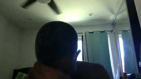 Snapshot of h0nest84 chatting on September 28, 11:03 pm h0nest84 online show from September 28, 11:03 pm