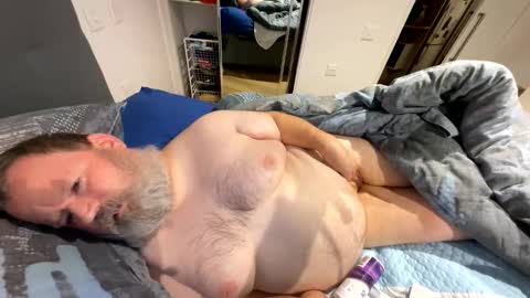 Snapshot of h20976 chatting on October 10, 12:43 pm h20976 online show from October 10, 12:43 pm