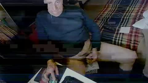 hacknoob62 online show from December 2, 5:13 pm