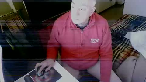 hacknoob62 online show from December 8, 9:46 am