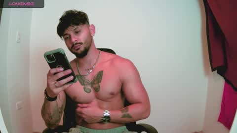 hadeess__ online show from February 14, 3:00 am