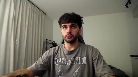 Snapshot of hairycuss chatting on February 20, 9:53 pm Adam online show from February 20, 9:53 pm