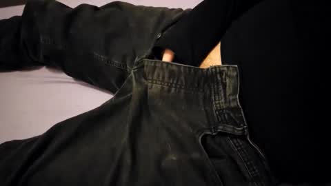 hairyfrogleg online show from April 7, 8:09 pm