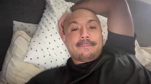 Snapshot of hairyman30000 chatting on February 23, 3:07 am hairyman30000 online show from February 23, 3:07 am