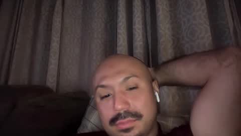Snapshot of hairyman30000 chatting on March 8, 3:05 am hairyman30000 online show from March 8, 3:05 am