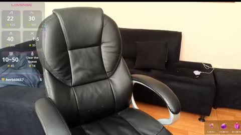 hairyncuteass online show from October 23, 3:37 pm