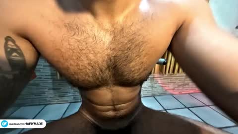Snapshot of hairyshort chatting on January 23, 10:54 pm hairy and short online show from January 23, 10:54 pm