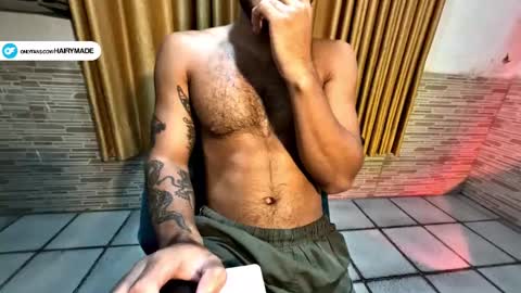 Snapshot of hairyshort chatting on January 16, 11:06 pm hairy and short online show from January 16, 11:06 pm