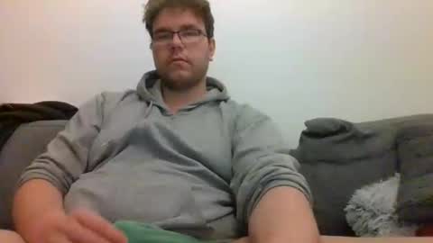 Snapshot of hammer_b chatting on February 23, 5:14 pm hammer_b online show from February 23, 5:14 pm