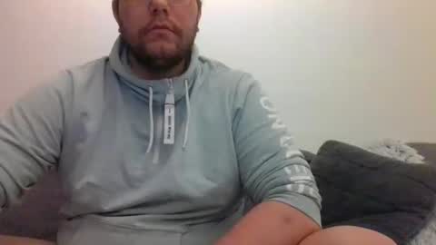 Snapshot of hammer_b chatting on March 9, 2:21 pm hammer_b online show from March 9, 2:21 pm