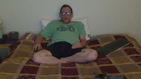 Snapshot of hammerthatthang73 chatting on October 6, 8:52 am hammerthatthang73 online show from October 6, 8:52 am