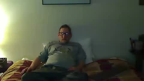 Snapshot of hammerthatthang73 chatting on September 9, 7:08 am hammerthatthang73 online show from September 9, 7:08 am