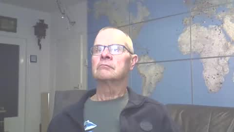 Prefer men 80 online show from March 6, 10:15 pm