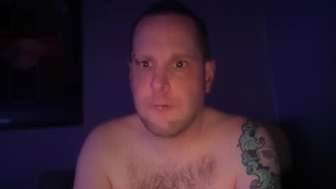 hand_banana_420 online show from January 6, 1:53 am