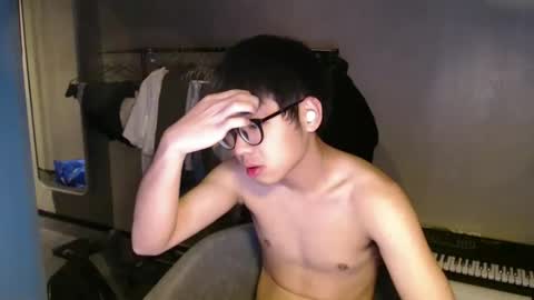 Snapshot of handsome_mannn chatting on October 5, 7:07 pm handsome_mannn online show from October 5, 7:07 pm