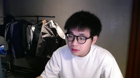 Snapshot of handsome_mannn chatting on March 1, 7:37 pm handsome_mannn online show from March 1, 7:37 pm