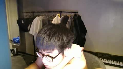 Snapshot of handsome_mannn chatting on September 23, 9:58 pm handsome_mannn online show from September 23, 9:58 pm