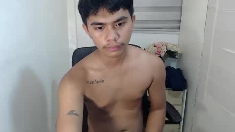 Snapshot of handsome_vanana chatting on March 12, 3:18 pm handsome_vanana online show from March 12, 3:18 pm