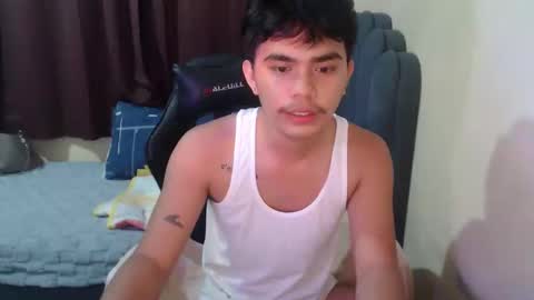 Snapshot of handsome_vanana chatting on October 14, 2:13 pm handsome_vanana online show from October 14, 2:13 pm