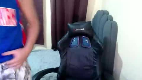 Snapshot of handsome_vanana chatting on October 8, 8:29 am handsome_vanana online show from October 8, 8:29 am