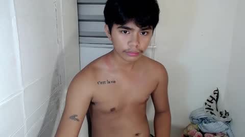 Snapshot of handsome_vanana chatting on February 16, 3:16 pm handsome_vanana online show from February 16, 3:16 pm