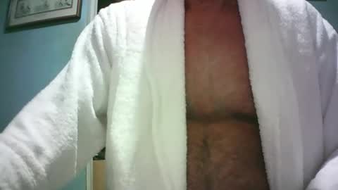 handymanforyou177322 online show from April 9, 8:59 pm