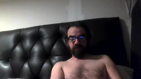 handywoody online show from April 8, 10:36 am