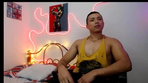 Hank online show from February 28, 2:20 am