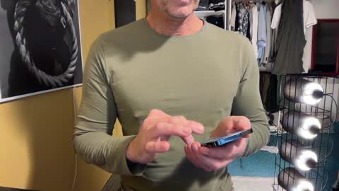 hanky online show from January 3, 5:10 pm