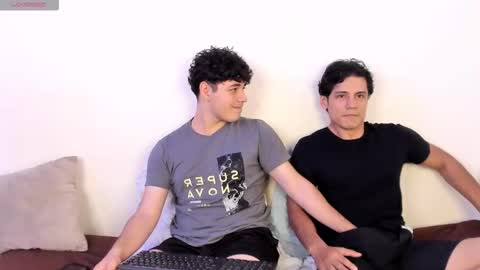 hans and andres online show from February 19, 1:13 am