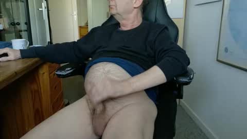 charly online show from April 25, 11:24 am