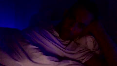 Snapshot of happy2334 chatting on March 6, 11:47 am skysky6969 online show from March 6, 11:47 am