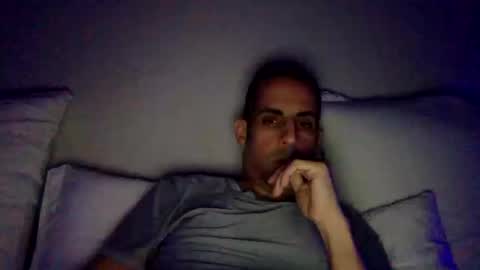 Snapshot of happy2334 chatting on October 15, 10:34 am skysky6969 online show from October 15, 10:34 am