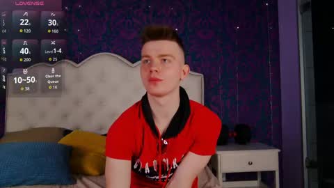 happydeimos online show from April 21, 9:32 pm