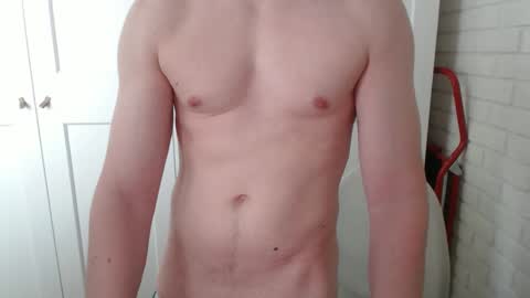 happyvelvetpaw online show from February 15, 9:07 am