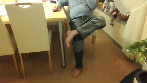 Snapshot of harald1234 chatting on February 21, 9:32 pm harald1234 online show from February 21, 9:32 pm