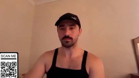 Snapshot of hard_to_obey chatting on October 5, 10:52 am hard_to_obey online show from October 5, 10:52 am